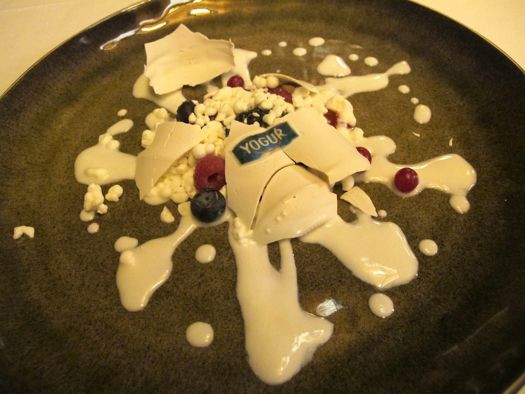 Dessert allo yogurt, Akelarre, Chef Pedro Subijana, San Sebastián, Spagna