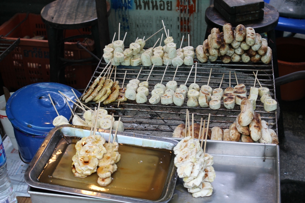 banane grigliate, Thai Street Food, Bangkok, Thailandia 