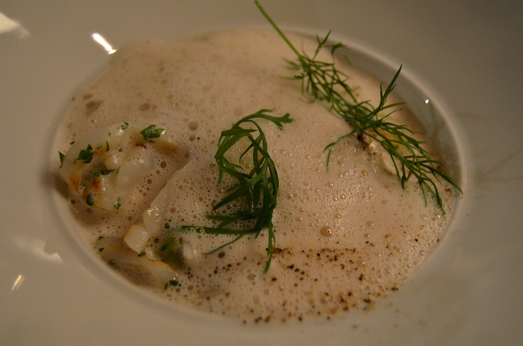 zuppa di calamari, Matbaren, Chef Mathias Dahlgren, Stockholm, Svezia