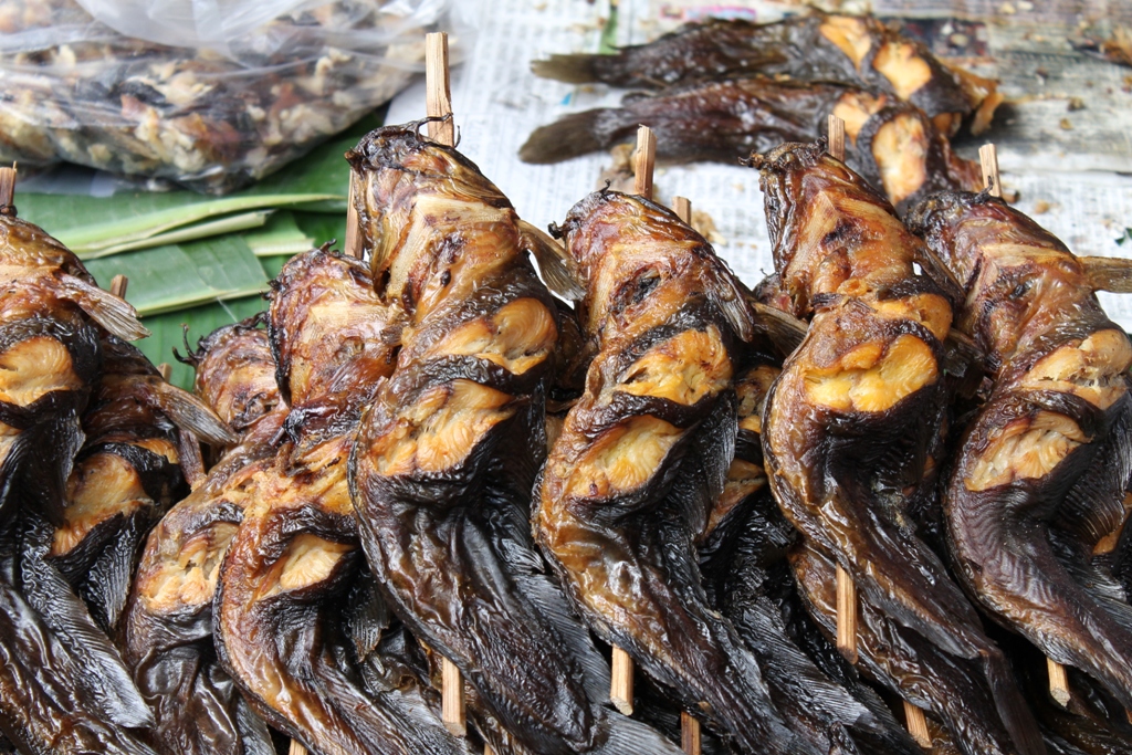 pesce alla brace, Thai Street Food, Thailandia, Bangkok