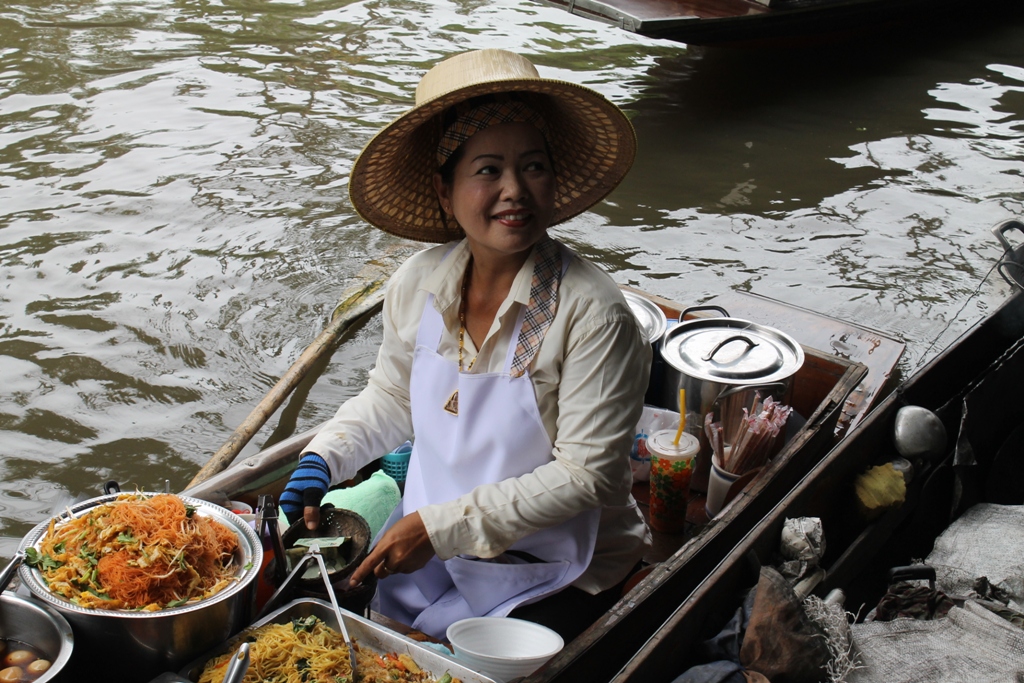 floating market, pad thai, Thai Street Food, Thailandia, Bangkok