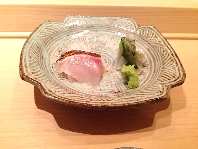 scorfano affumicato, Sushi Yoshitake, Chef Masahiro Yoshitake, Tokyo