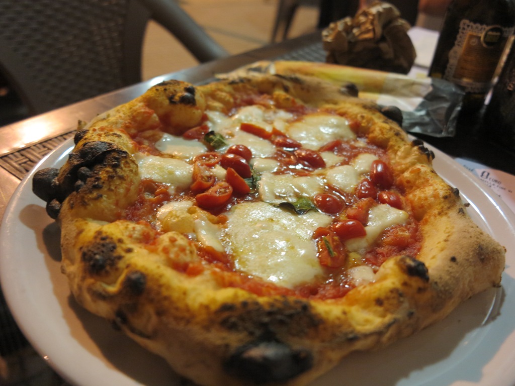pizza extra regina, 400 Gradi, Chef Andrea Godi, Francesco Cassiani, Lecce