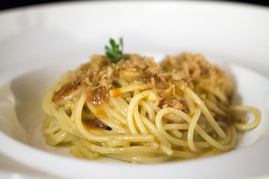 Spaghetti ai ricci di mare, Capofaro, Chef Ludovico De Vivo, Salina Isole Eolie