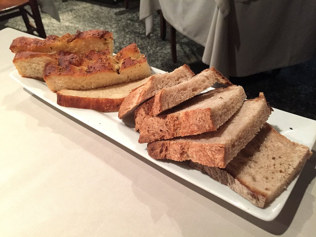 pane, Hostaria del Vecchio Portico, Arona, Novara