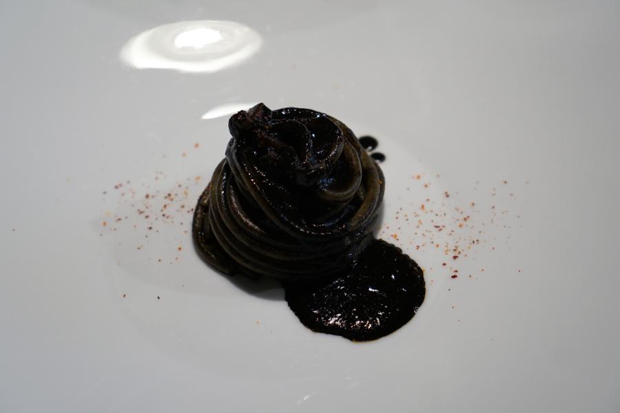 spaghetti al nero di seppia, Il Grano di Pepe, Chef Rino Duca, Ravarino, Modena