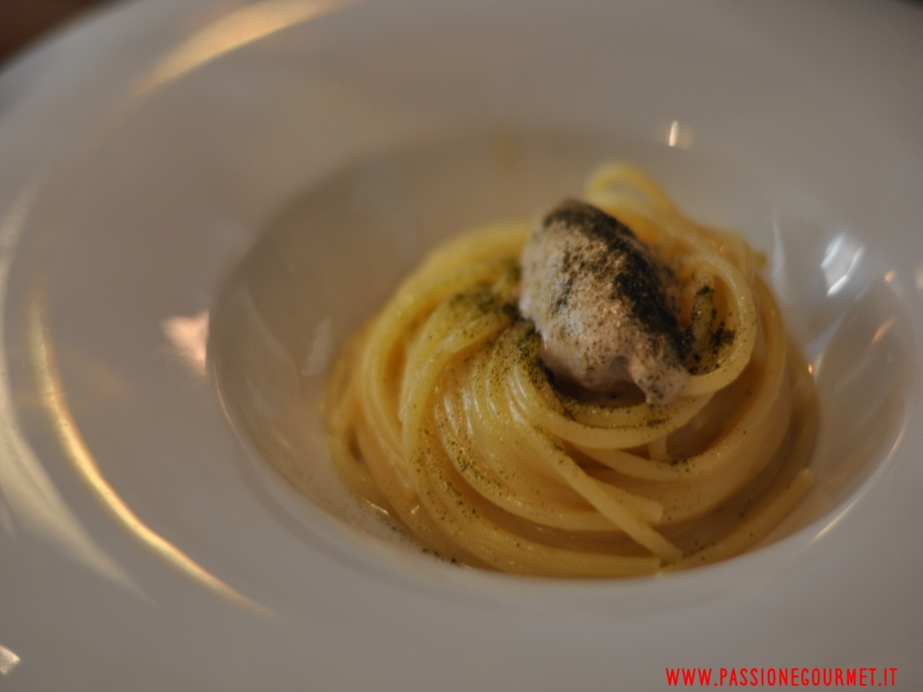 Spaghetti con burro acido e tabacco, 28 Posti, chef Marco Ambrosino, Milano